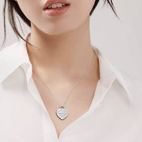 Return to Tiffany Heart Tag Pendant - Picture 8 of 11